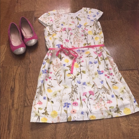 Girls dress