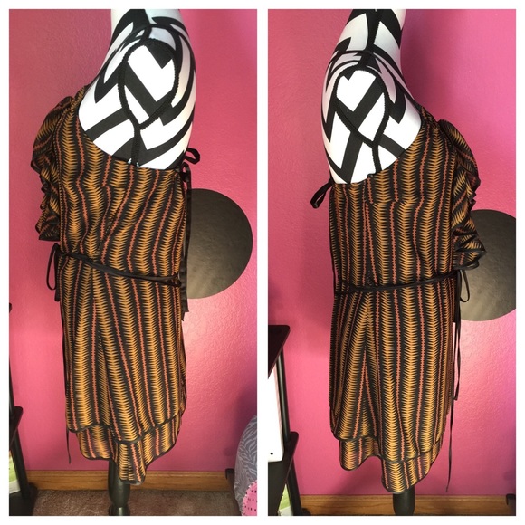 😘BCBG Tank Halter Strappy Ruffle Dress SO CUTE 😘 - Picture 3 of 4