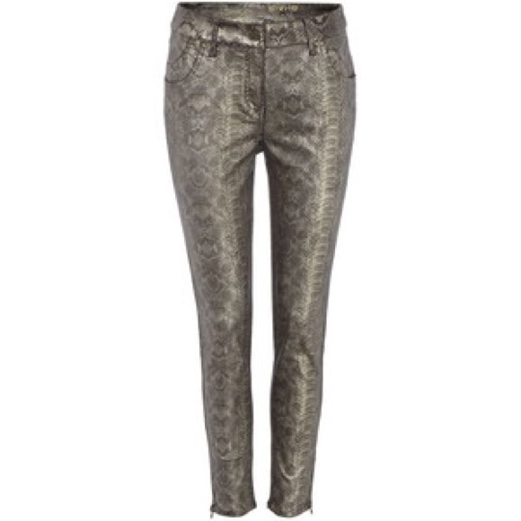 Snake print skinny jeans
