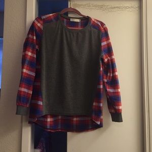 Women's Plaid shirt.