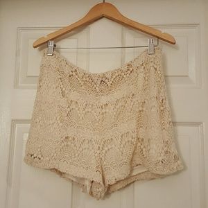 Crochet cream shorts
