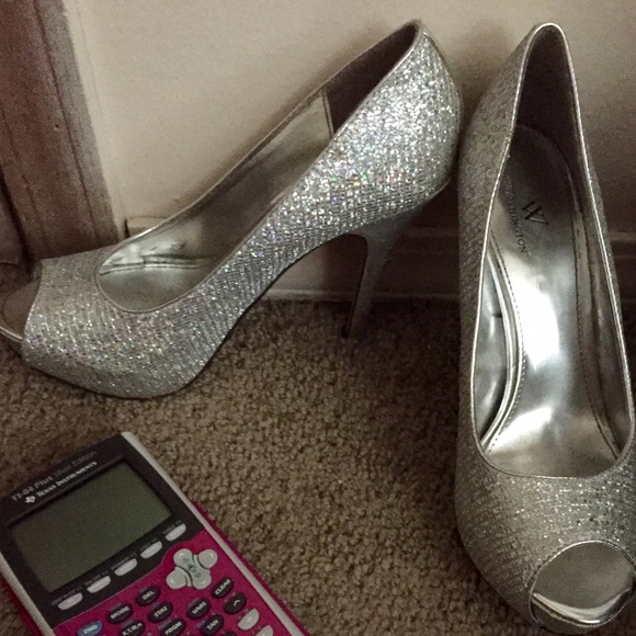 Silver worthington heels size 8