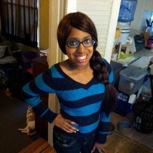 Meet your Posher, Elizabeth