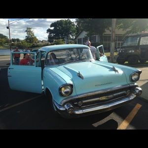 Meet your Posher, Toni