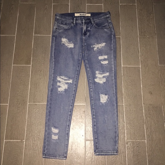 Brandy Melville boyfriend jeans