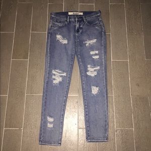 Brandy Melville boyfriend jeans