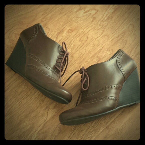 Brown Wedge Oxfords