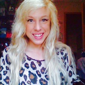 Meet your Posher, Whitney