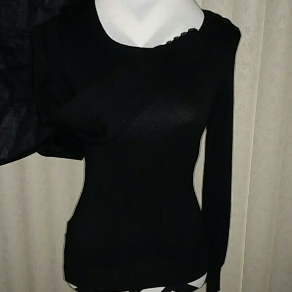 Sweater - Picture 2 of 4