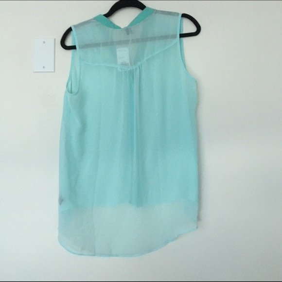 NWT Forever 21 Button Up sheer top - Picture 4 of 4