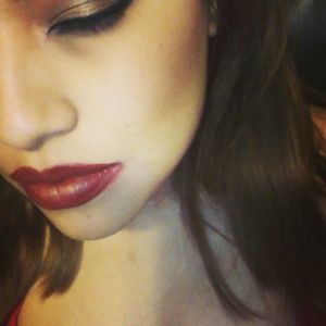 Meet your Posher, Claudia