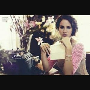 Meet your Posher, Ligia