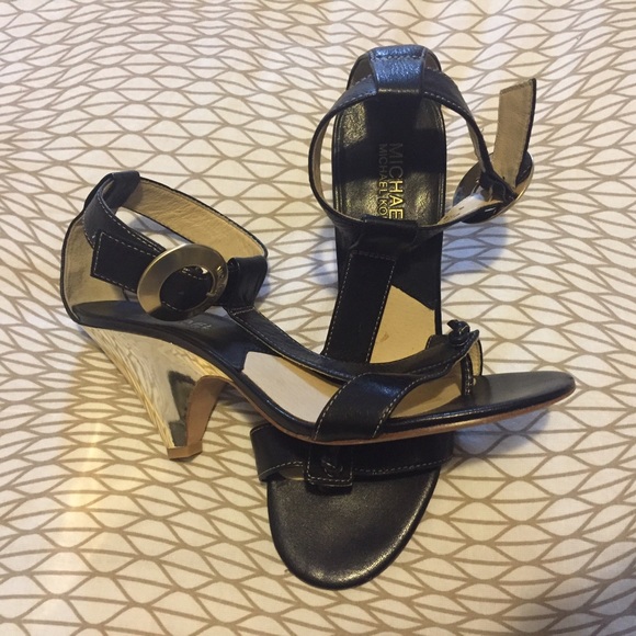 NWOT Michael Kors Sandals