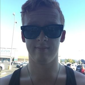 Meet your Posher, Tanner