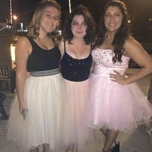 Meet your Posher, Courtney