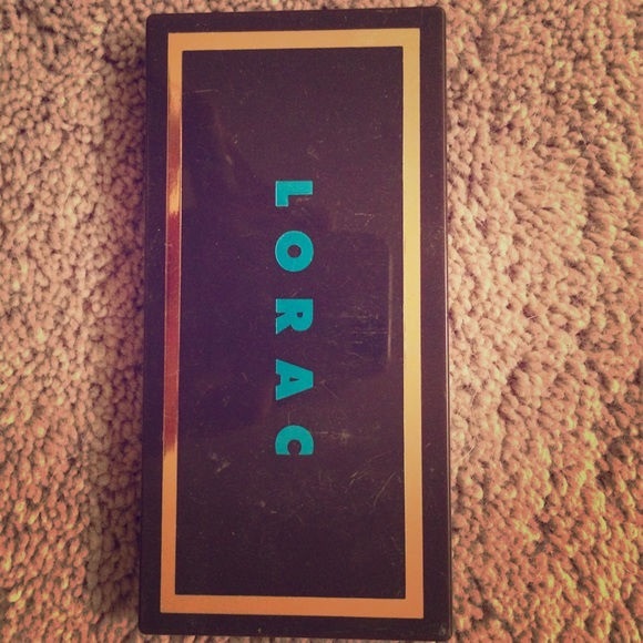 Brand new Lorac eyeshadow pallet