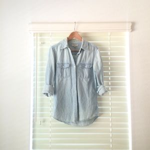 Cute Urban Outfitters Chambray Shirt