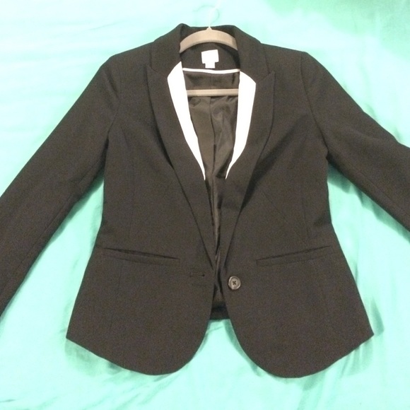 Lauren Conrad blazer black with white trim size 0