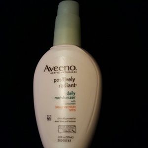 Aveeno positively radiant