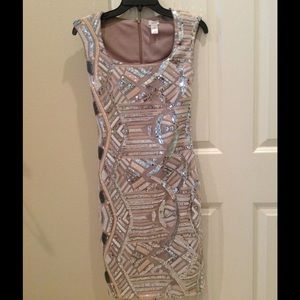 Cache Champagne Geometric Sequin Dress!!