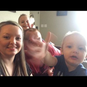 Meet your Posher, Meagan