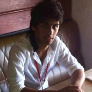 Meet your Posher, Hasan