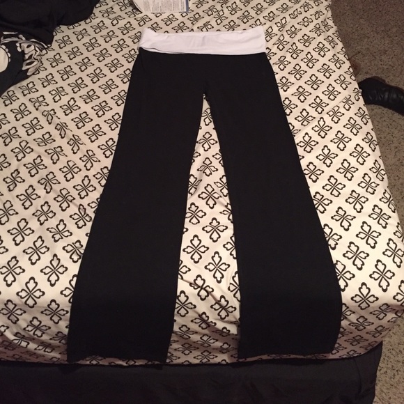 Black Yoga Pants