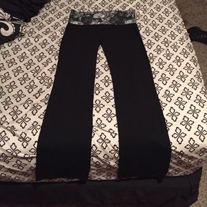 Black Yoga Pants w/  Grey and White Flower Pattern