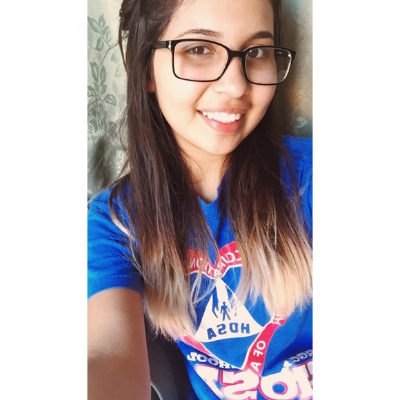 Meet your Posher, Yuliana