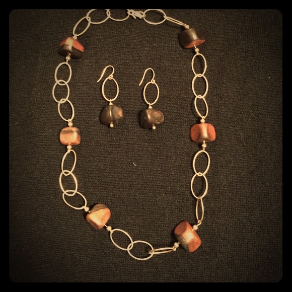 Silpada silver and wood necklace and earring set.