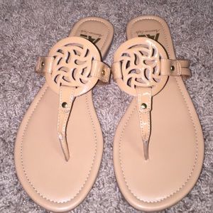 American eagle sandals!