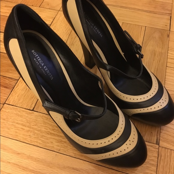 Bottarga Veneta authentic Mary Jane heels