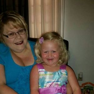 Meet your Posher, Alicia