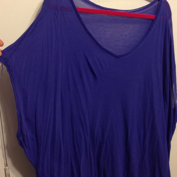 Blue top - Picture 4 of 4