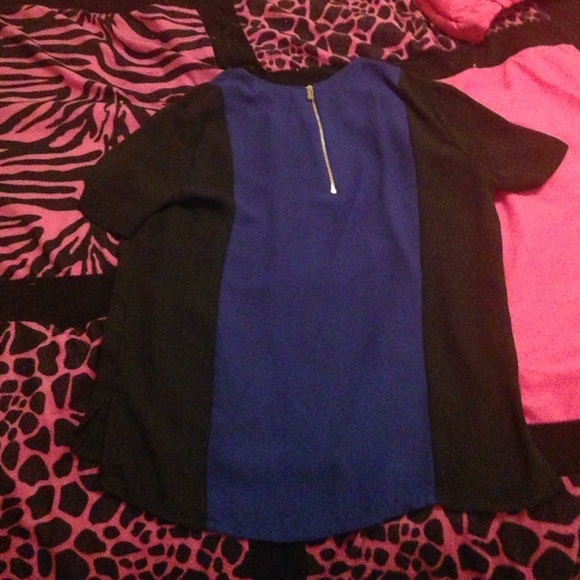 Vince Camuto top - Picture 2 of 2