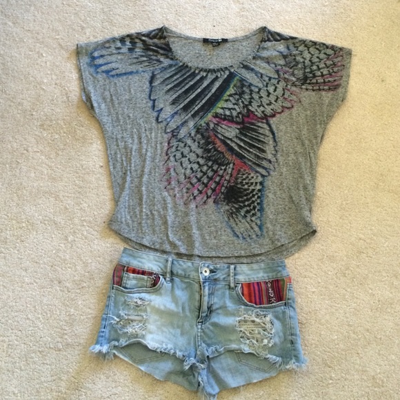Winged Heather Grey Top