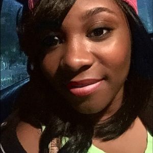 Meet your Posher, Davina