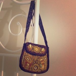 A small Bolivian detailed shoulder bag
