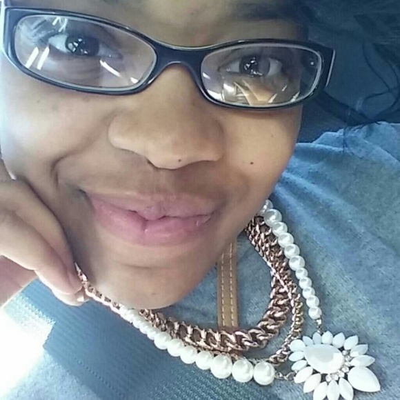 Meet your Posher, Cj - Picture 1 of 1