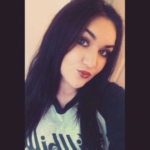 Meet your Posher, Savannah