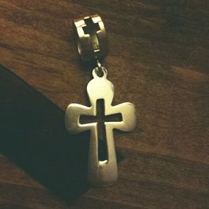 Very Beautiful  Sterling Silver Cross Pendant