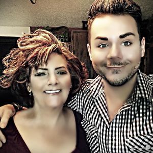 Meet your Posher, Christopher