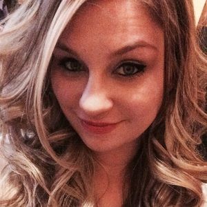 Meet your Posher, Steph