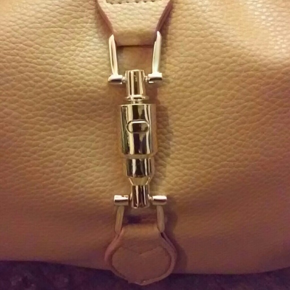 Cute leather Hobo - Picture 2 of 3