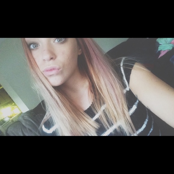 Meet your Posher, Amée - Picture 1 of 1