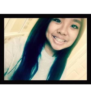 Meet your Posher, Chloe