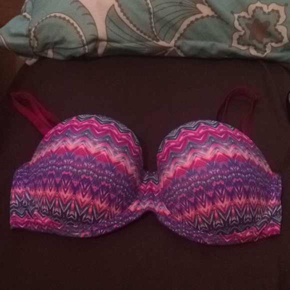 Victoria's Secret pink strapless bra!