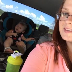 Meet your Posher, Carrie