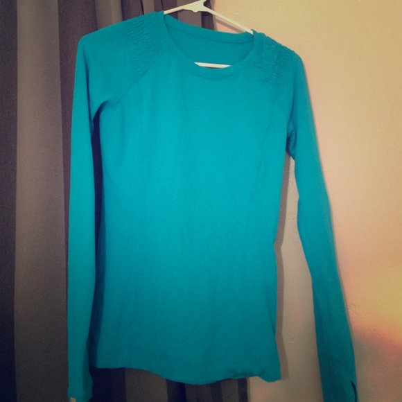 Lululemon Leon long sleeve shirt