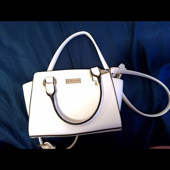 New York & Company hand& shoulder bag